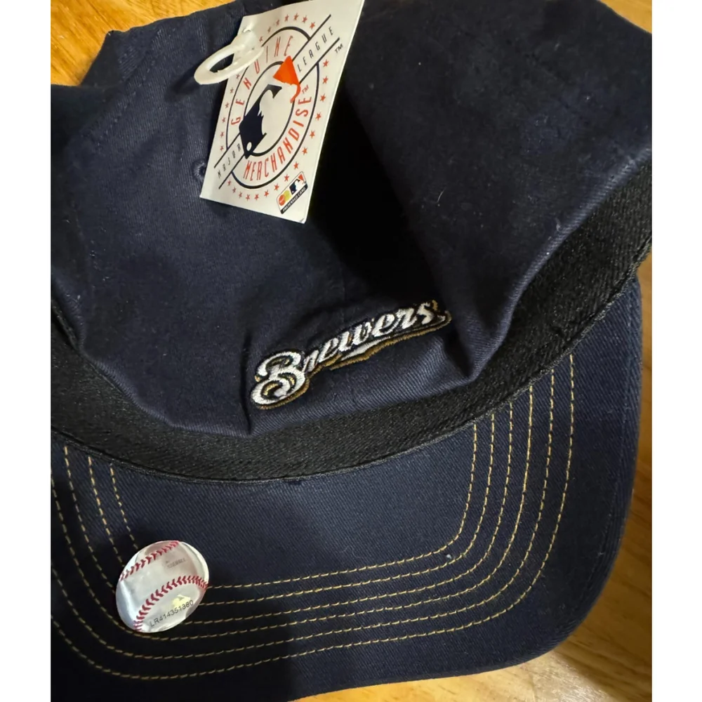 Milwaukee Brewers Stretch Fit Hat Size OSFM NEW WITH TAGS Blue